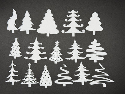 Weihnachtliche Ornamente zum Aufhängen und Hinstellen